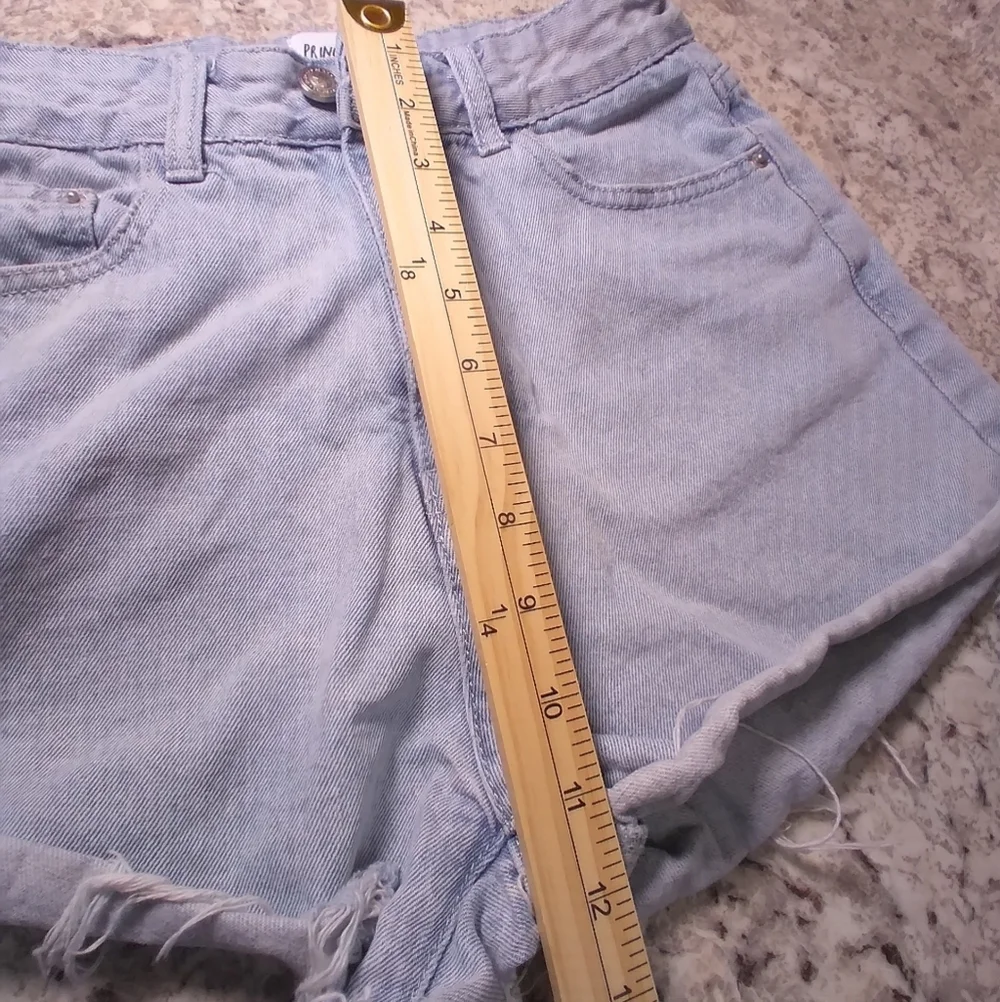 Princess Polly Women's Light Blue Denim jean Shorts size 4
